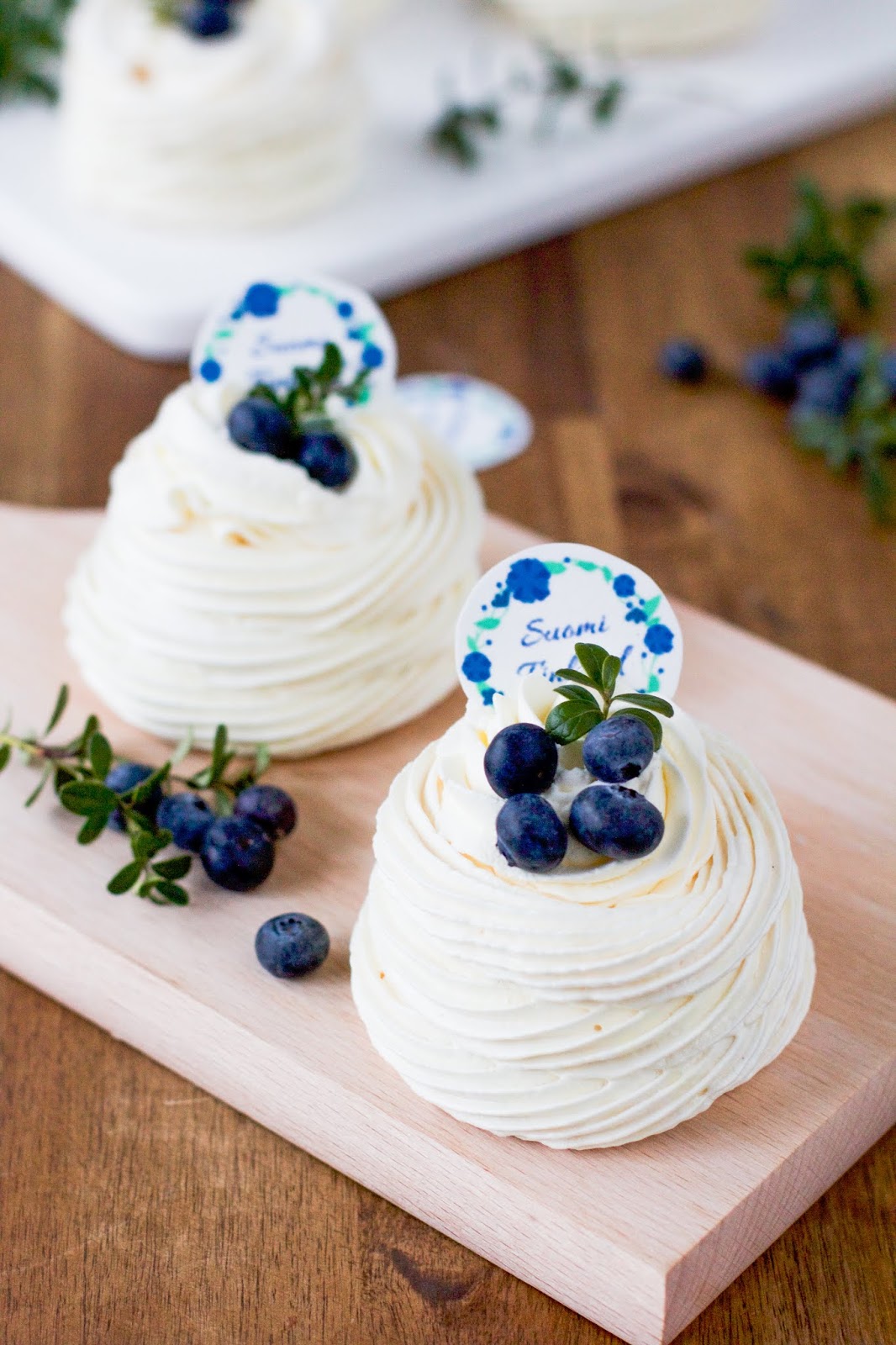 blueberry meringue