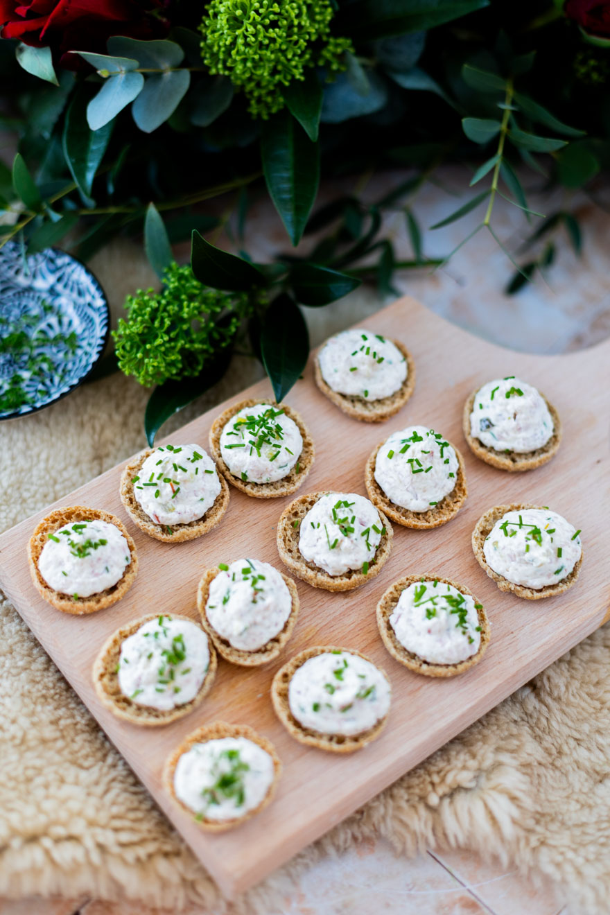 Kinkkutäyte cocktailpaloille