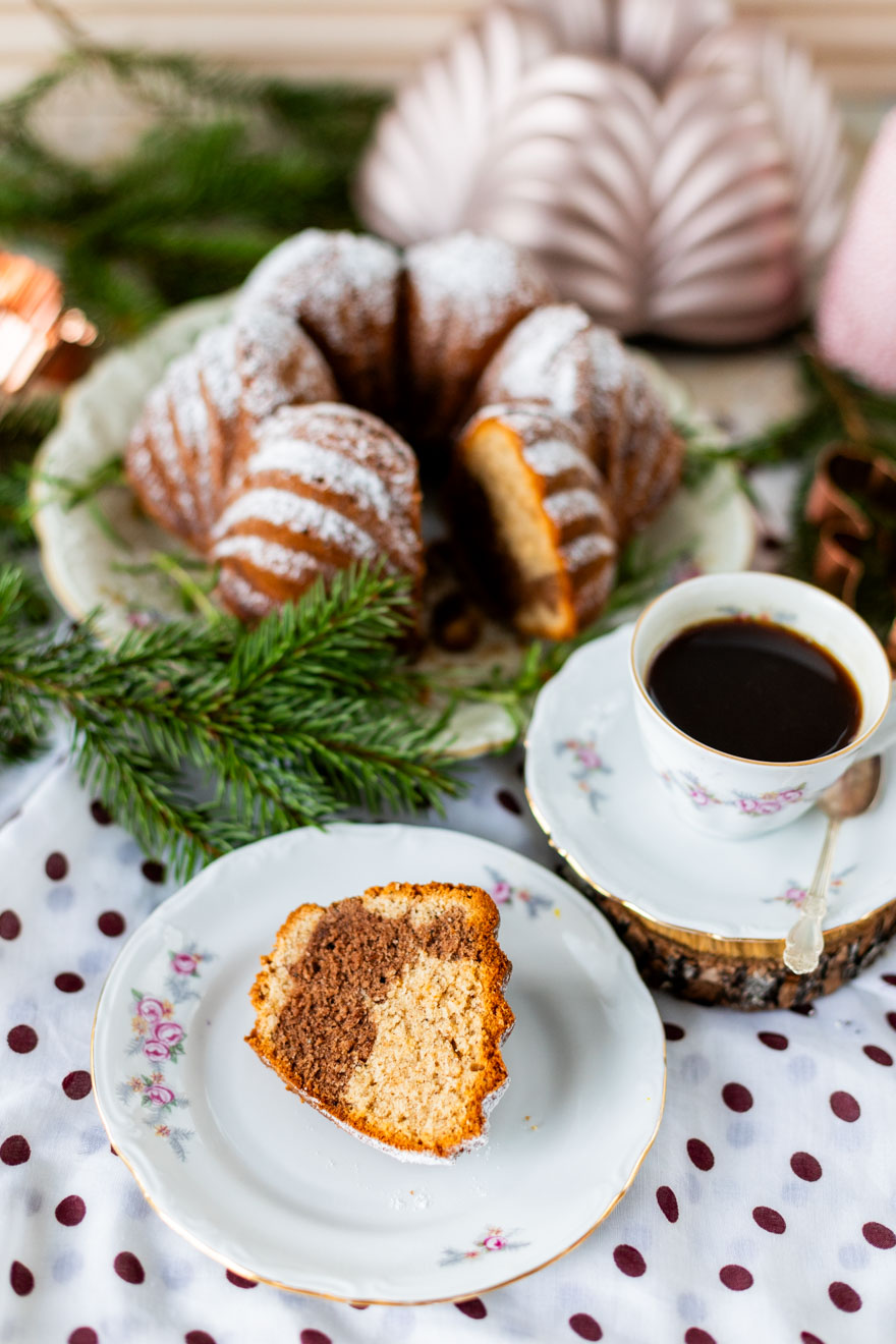 Jouluinen kuivakakku