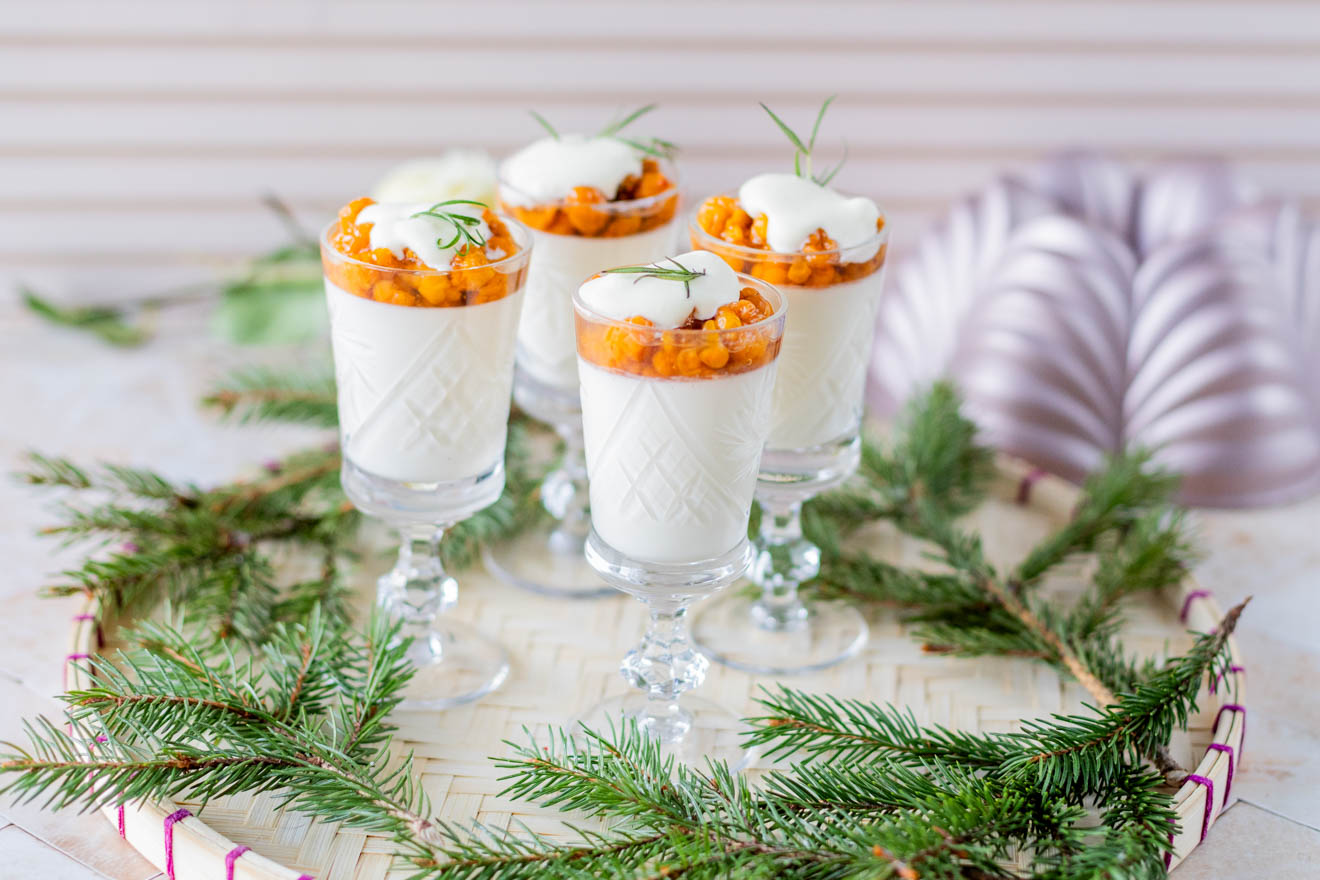 Herkullinen lakka pannacotta