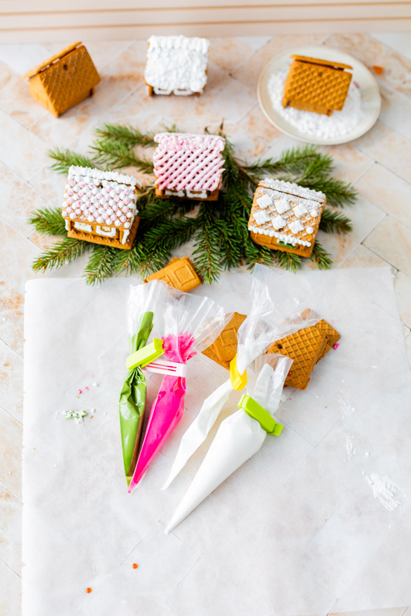 pienet piparkakkutalot