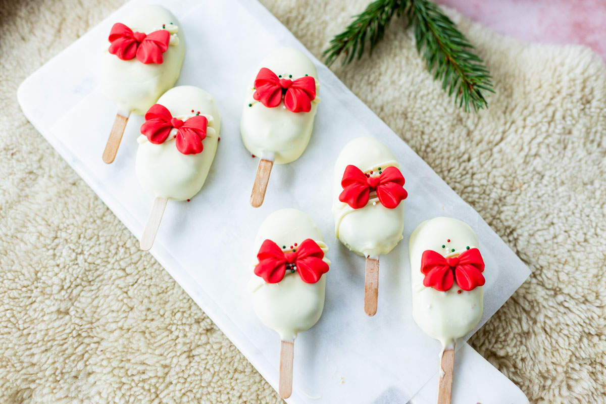 Piparitikkarit eli Gingerbread Popsicles